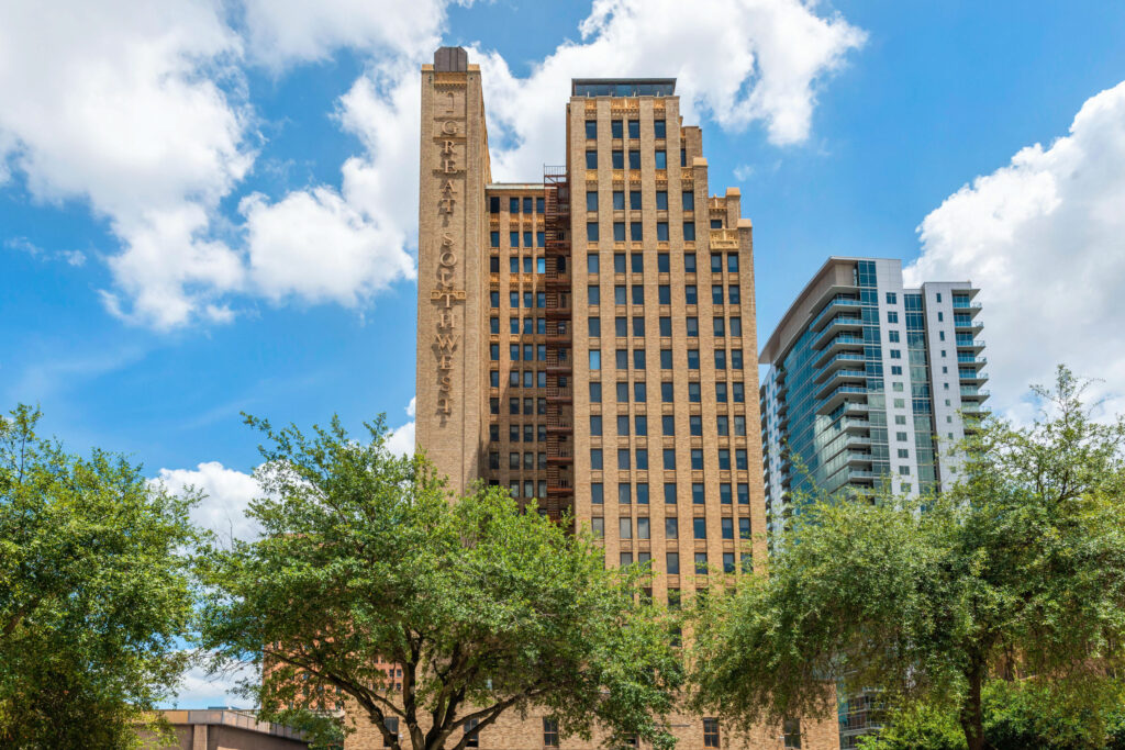 Cambria Hotel Houston Downtown Image 1