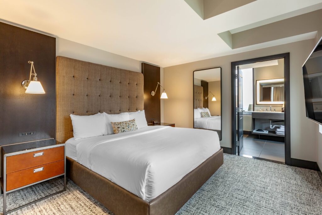 Cambria Hotel Houston Downtown Image 2